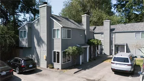 17117 116th Ave SE #B2, Renton, WA 98058