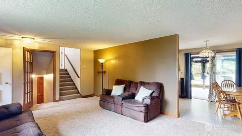 2219 105th Pl SE, Everett, WA 98208 photo 4