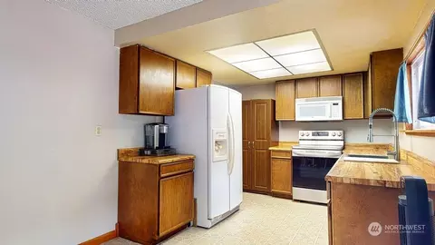 2219 105th Pl SE, Everett, WA 98208 photo 8