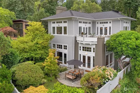 118 Lake Washington Blvd, Seattle, WA 98122