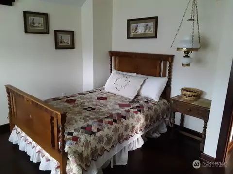 Bedroom - 1305 Winlock-vader Rd, Winlock, WA 98596 photo 1 of 1