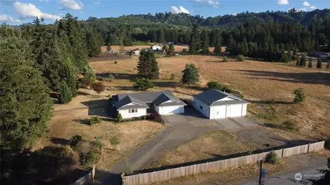 235 Oak Meadows Ln, Oakville, WA 98568