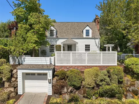 4330 NE 55th St, Seattle, WA 98105