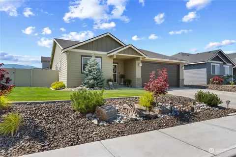 2284 SE 2nd St, East Wenatchee, WA 98802