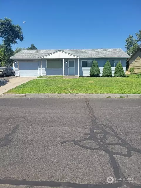 323 SE 4th Ave, Ephrata, WA 98823