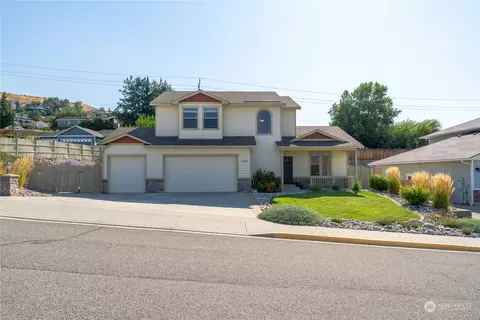 1983 Peach Haven Ct, East Wenatchee, WA 98802