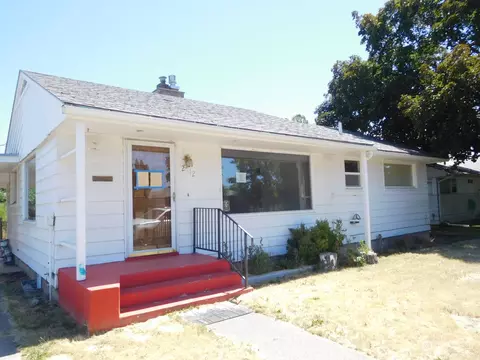 2012 Lark Dr, Walla Walla, WA 99362