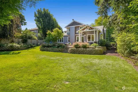 Exterior - 8804 NE 198th St, Bothell, WA 98011 photo 6 of 7