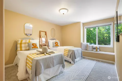 Bedroom - 8804 NE 198th St, Bothell, WA 98011 photo 4 of 5