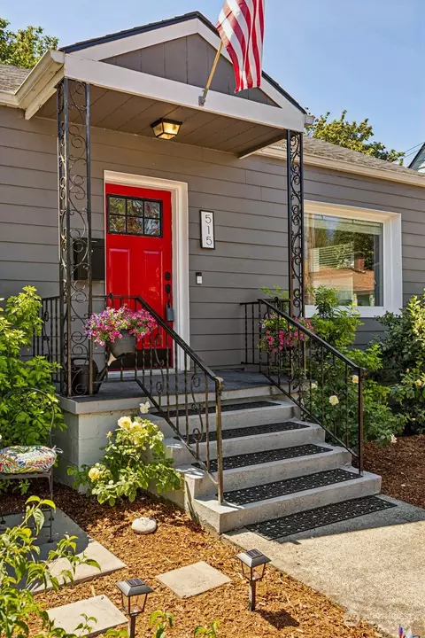 515 18th Ave SE, Olympia, WA 98501