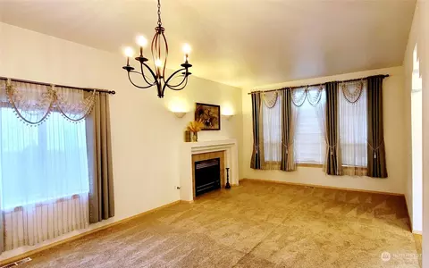 20403 2nd Ave E, Spanaway, WA 98387 photo 7