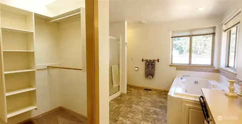 20403 2nd Ave E, Spanaway, WA 98387 photo 28
