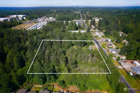 5806 128th St E, Puyallup, WA 98373