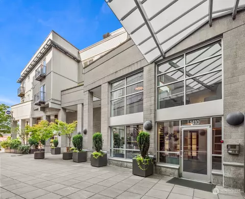 1410 E Pine St #W322, Seattle, WA 98122