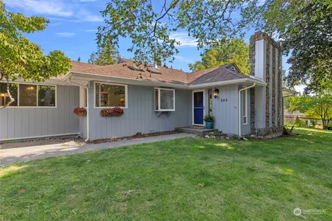 345 E Henni Rd, Oak Harbor, WA 98277