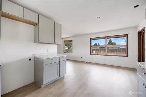 849 Juniper, Othello, WA 99344 photo 7