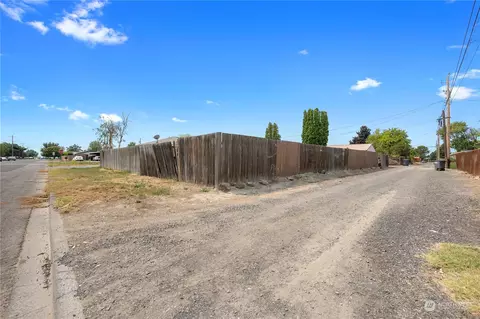 849 Juniper, Othello, WA 99344 photo 26