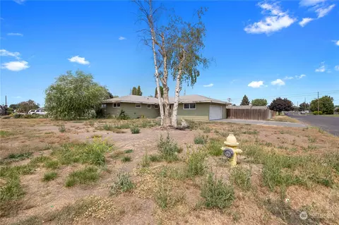 849 Juniper, Othello, WA 99344 photo 2