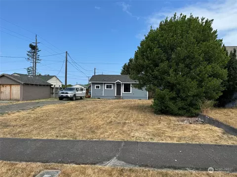 1107 E 4th St, Port Angeles, WA 98362