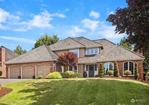 24001 SE 46th Pl, Issaquah, WA 98029