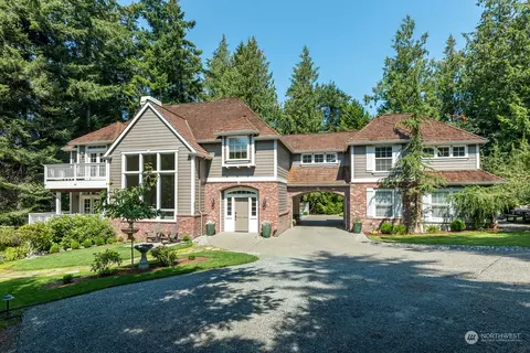 4418 Lindsey Ct, Anacortes, WA 98221