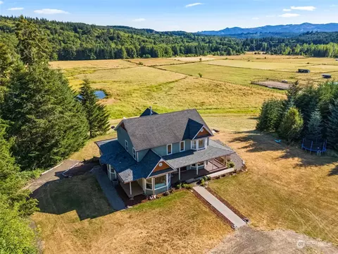 448 Independence Rd, Rochester, WA 98579