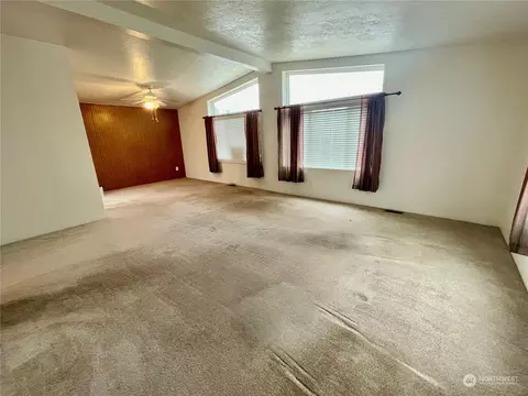 836 Harman Way S #63, Orting, WA 98360 photo 17