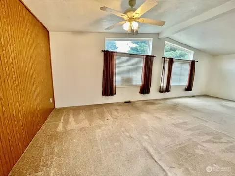 836 Harman Way S #63, Orting, WA 98360 photo 18