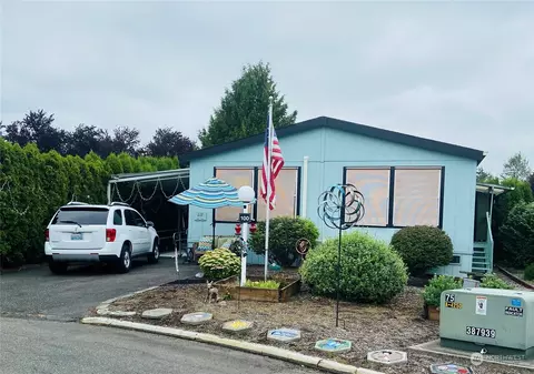 5900 64th St NE #100, Marysville, WA 98270