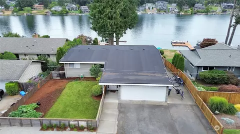 2323 185th Ave E, Lake Tapps, WA 98391