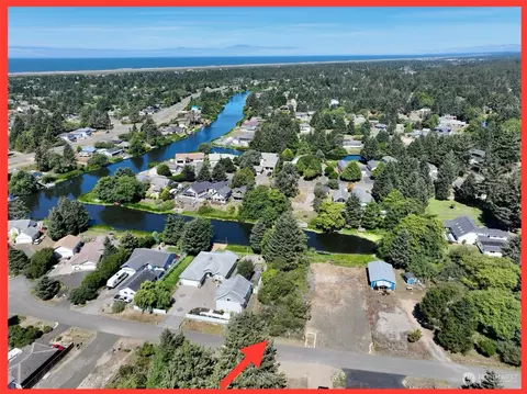 653 Skamokawa Ct SE, Ocean Shores, WA 98569