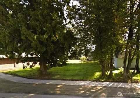 5604 3rd Ave, Ferndale, WA 98248