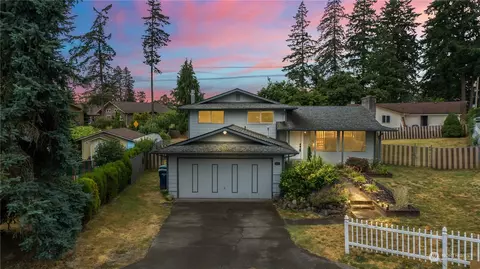 10849 SE 319th St, Auburn, WA 98092