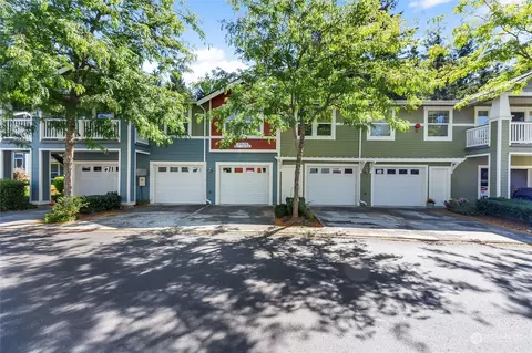 10620 221st Ln NE #202, Redmond, WA 98053
