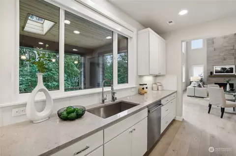 9933 NE 162nd St, Bothell, WA 98011 photo 13