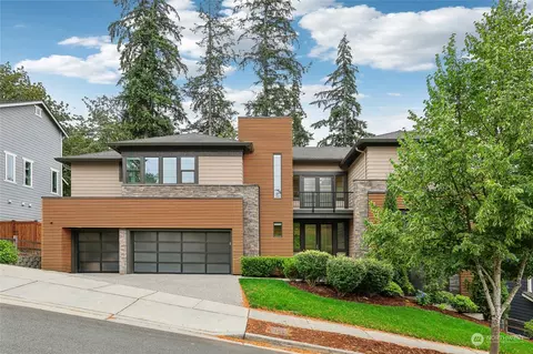 9933 NE 162nd St, Bothell, WA 98011