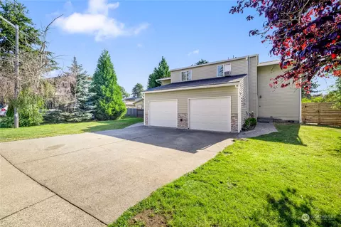 28824 28th Pl S, Federal Way, WA 98003