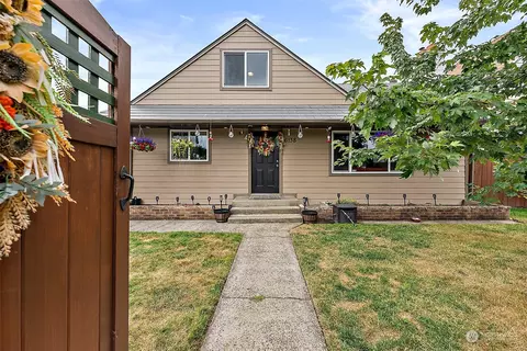 6138 Yakima Ave, Tacoma, WA 98408