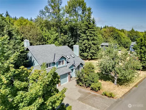 24922 Kimre Pl NE, Kingston, WA 98346