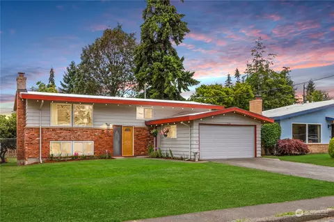2346 N 192nd St, Shoreline, WA 98133