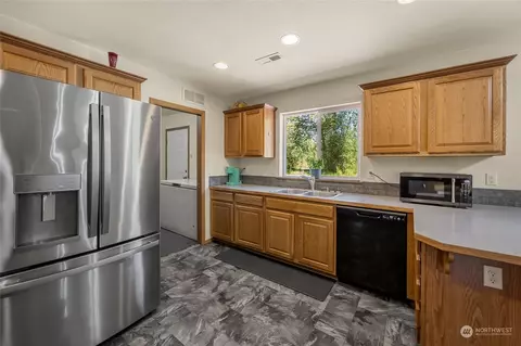 1515 338th St E, Roy, WA 98580 photo 8