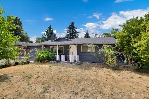 16407 128th Ave SE, Renton, WA 98058