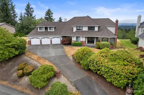 25208 235th Way SE, Maple Valley, WA 98038