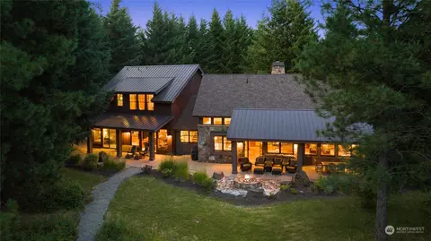 140 Gold Fountain Ln, Cle Elum, WA 98922