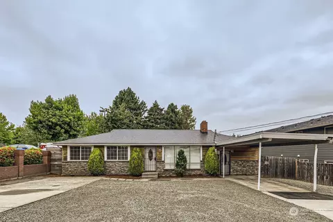 931 75th St SE, Everett, WA 98203