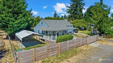 10625 1st Ave SW, Seattle, WA 98146