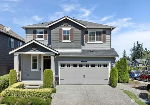 333 203rd Pl SW, Lynnwood, WA 98036