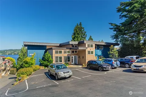 3825 NE 155th Pl #501, Lake Forest Park, WA 98155