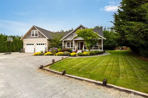 12788 Avon Allen Rd, Burlington, WA 98233