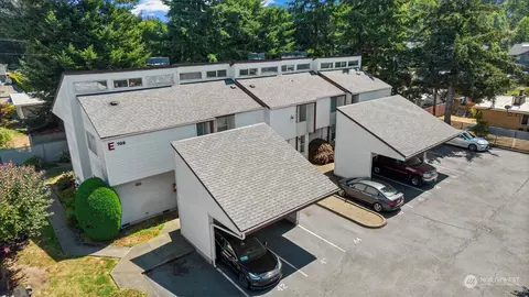 708 6th Ave S #E 103, Kent, WA 98032